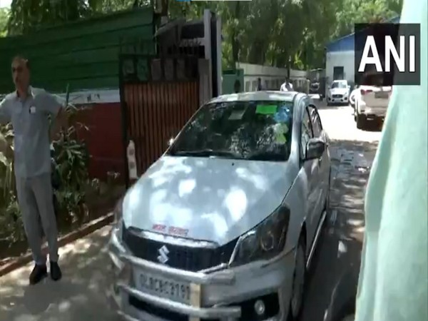 ani_digital's tweet photo. Ahead of swearing in ceremony, PM Modi hosts high tea for would-be ministers

Read @ANI Story | https://t.co/78GwhGBt3G
#PMModiresidence #PMModioath https://t.co/uIPjSn1osF