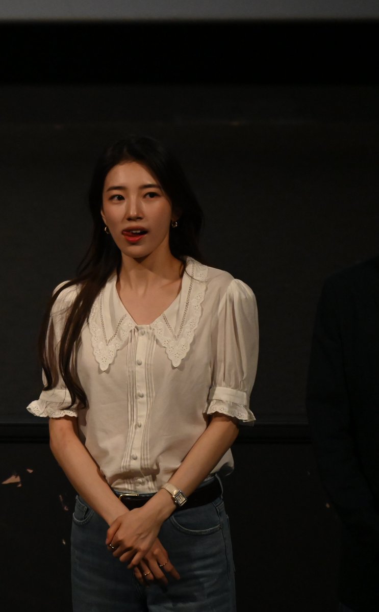 axdv12345's tweet photo. #수지 #Suzy
#배수지 #BaeSuzy
#スジ #ペ・スジ

영화 원더랜드 무대인사
movie WONDERLAND a stage greeting

2024년 6월 9일    7731
수지 Suzy
배수지 BaeSuzy
スジ  ペ・スジ https://t.co/M2hqVuOd6P