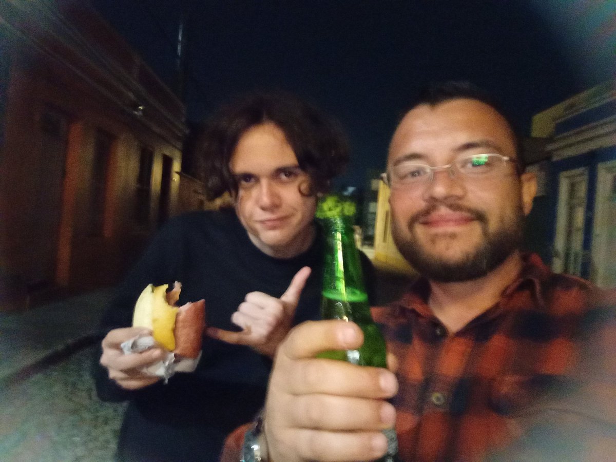 realjerema's tweet photo. Quase em casa... Foto de final de noite! https://t.co/MyQtpxaEaR