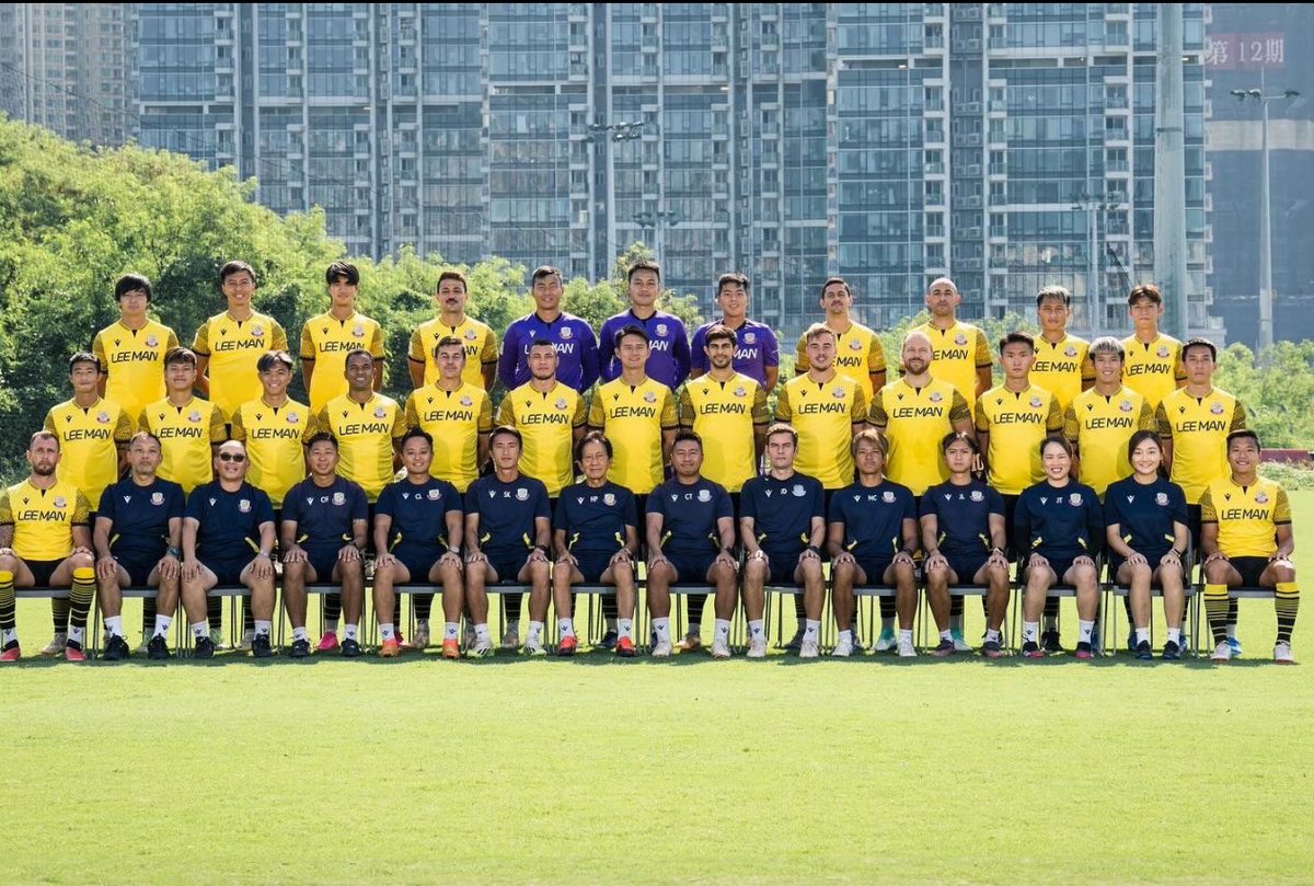 _DB7K's tweet photo. Lee Man FC 2023/24 season is complete ⚽️🏆

#HKPL champions 
#ACL 2 qualification 
Asian Football Confederation (AFC)  
#Invincibles #unbeaten 

Now the real work begins , the motivation has been clear , now the discipline will define our progress on the big stage ! https://t.co/Ghn1voOssZ