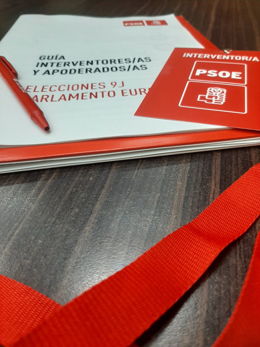 PsoeLaSeca's tweet photo. Ha comenzado la votación al Parlamento Europeo en La Seca https://t.co/e6AhNb7o6M
