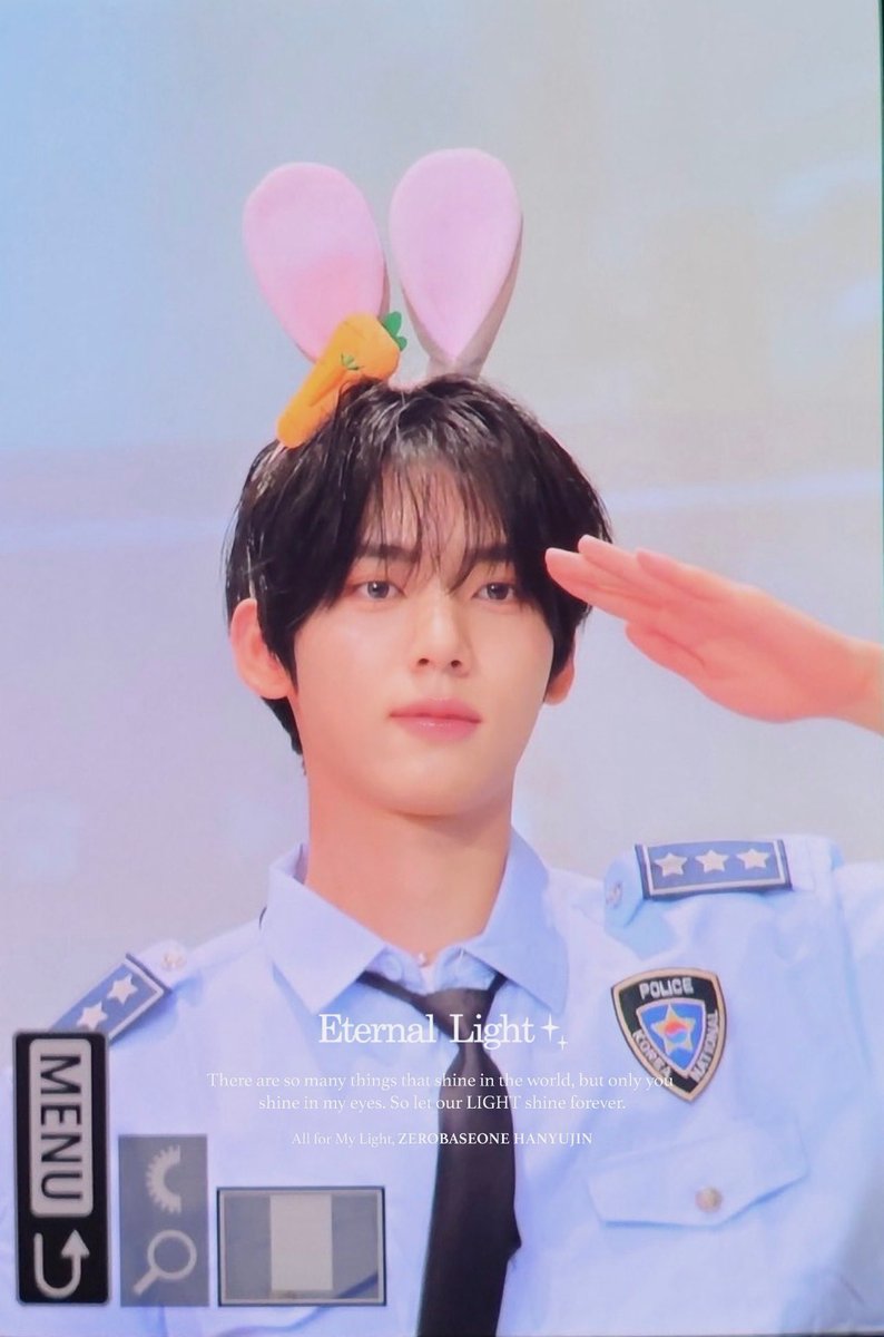 eternalight0320's tweet photo. 240609 근본토끼🐰
#HANYUJIN #한유진 
#ZEROBASEONE #ZB1 #제로베이스원 https://t.co/saXjck2Ohp