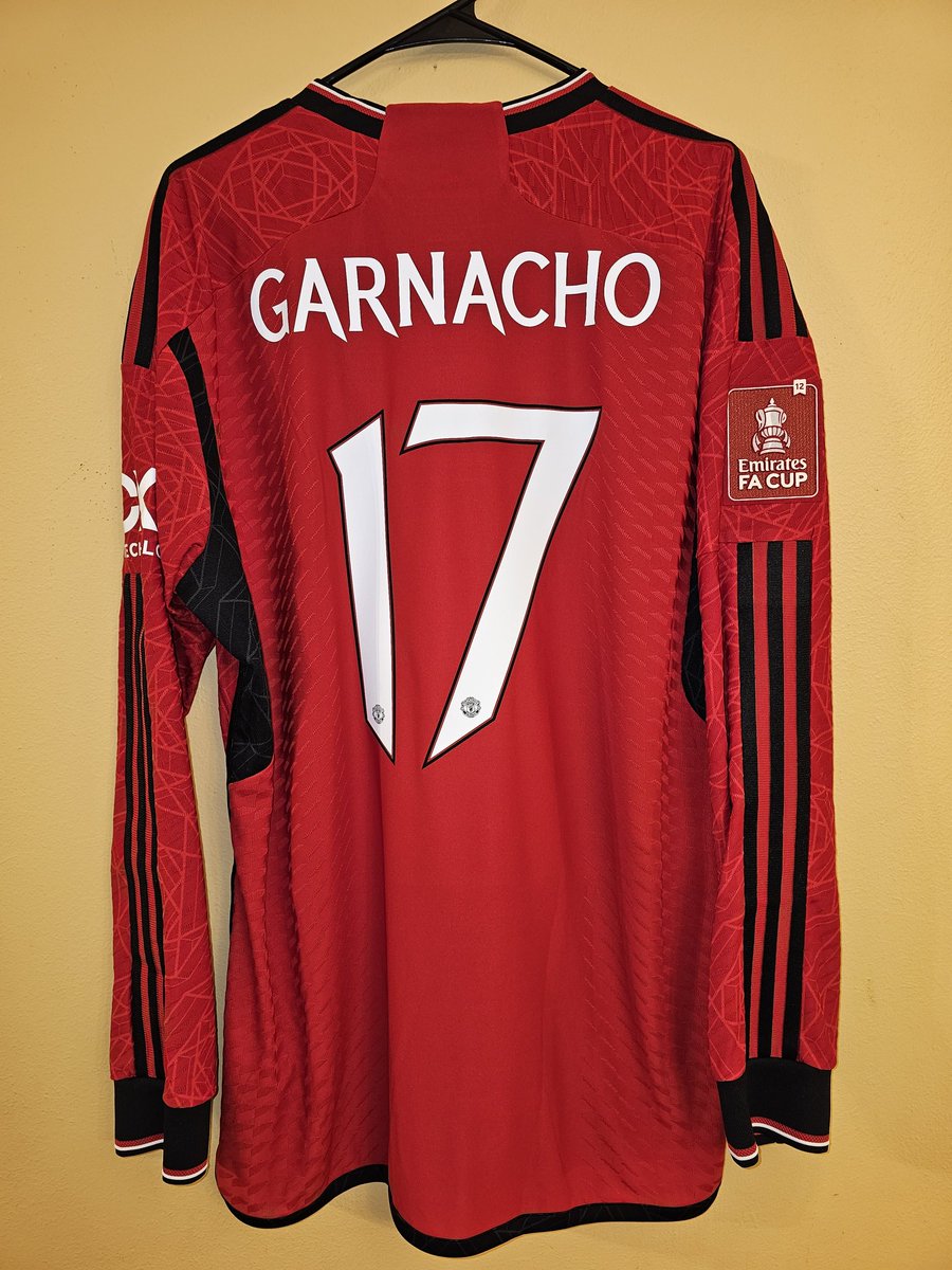 _soccerjerseys_'s tweet photo. Pressed an FA Cup Garnacho shirt, it now joins the Garnacho family for the 23/24 season 🏆 

#garnacho #manchesterunited #manutd #facup #manutdfacup
#alejandrogarnacho #garnacho17 https://t.co/eNAWwXO9v2