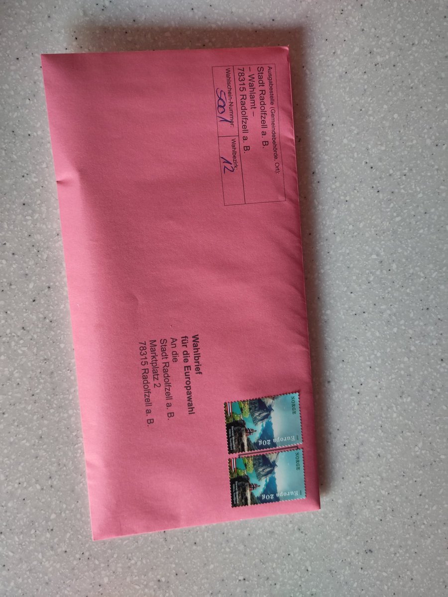 #European 🇪🇺 #elections today. I hope many of my friends in Europe are going voting today/ have voted already for a strong, peaceful and united Europe, and against nationalist interests that are splitting what has taken so long to build. My #vote went in by letter a few weeks ago