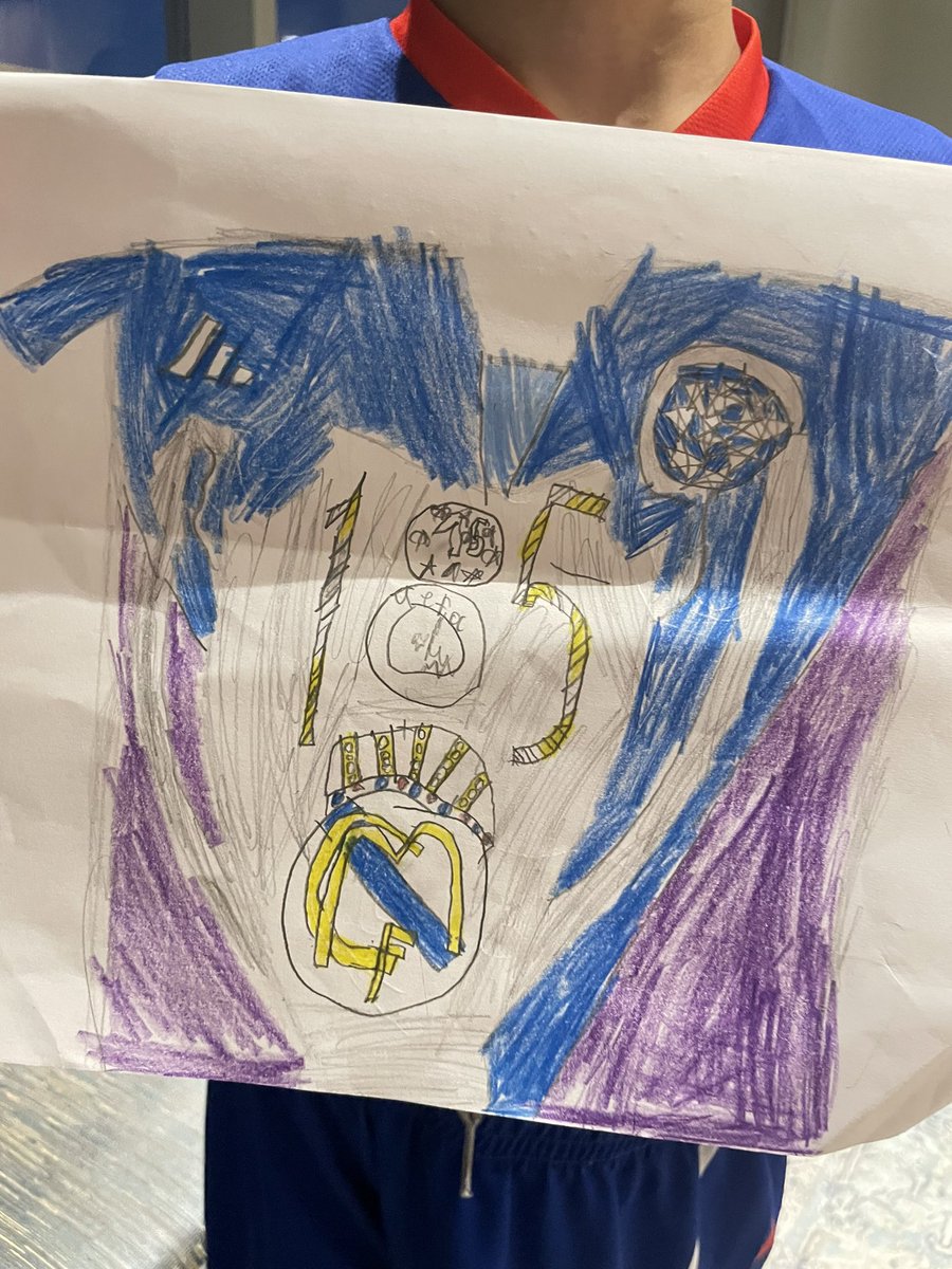 Hillengineer's tweet photo. @realmadrid A small gift to @realmadrid from my son Ali Selim https://t.co/eRRUWO819I