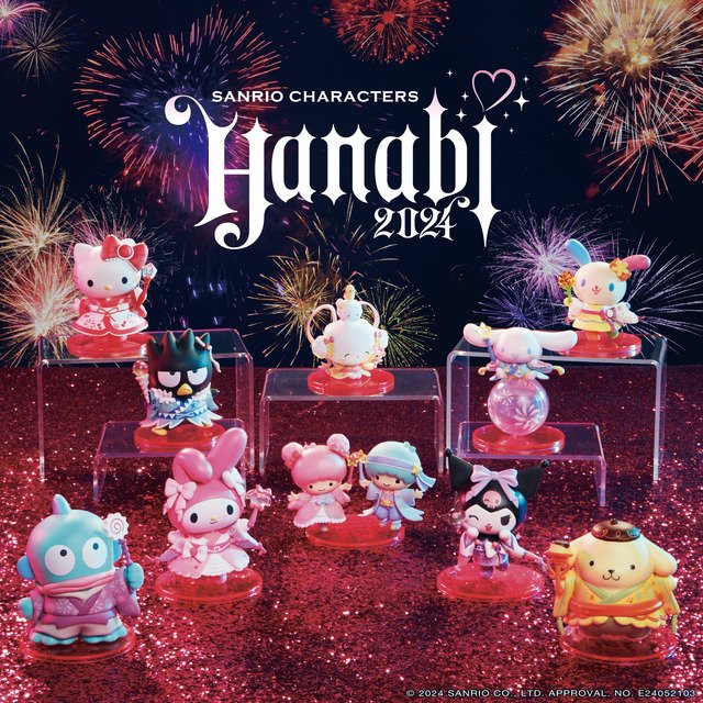_supercinnamon_'s tweet photo. こんにちは૮ • ·̫ • ა

お待ちかね、Happyくじに『Sanrio characters HANABI 2024』登場💕🫶

テーマは花火🎆
涼しげなクリアパーツを使用したフィギュアや定番のぬいぐるみチャーム、2WAY仕様の巾着バッグなど、やはり全部揃えたい逸品💙

同時期に発売のからあげクンとのくじと合わせて捕獲を🐤🐾 https://t.co/BN01VSUXPQ