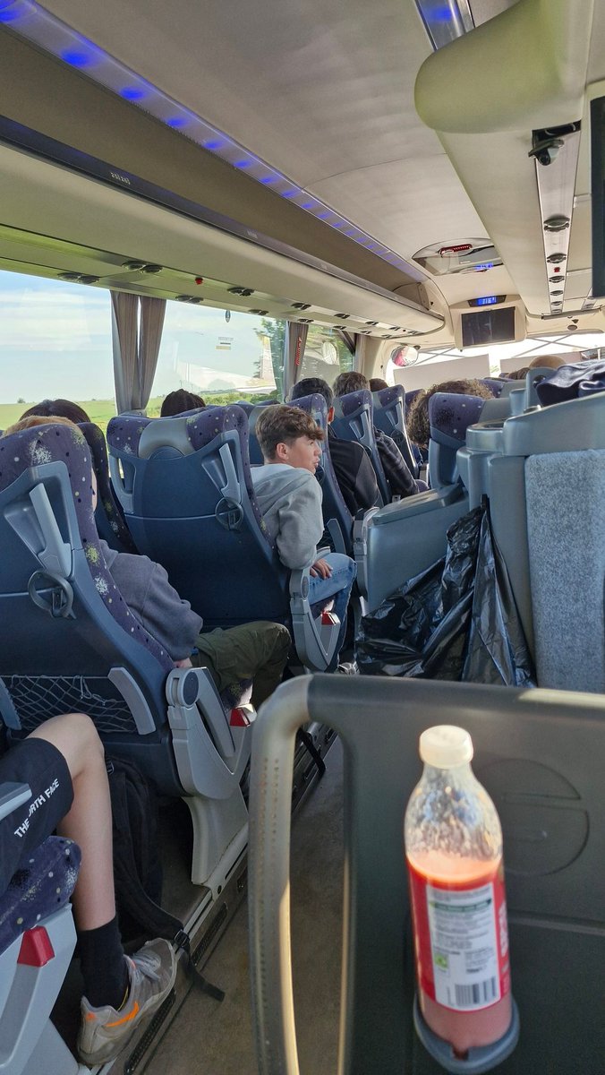 HBShumanities's tweet photo. We are heading to Sheringham with the remaining year 10 Geoggers. It's set to be a bit colder and there is a higher chance of rain than when we last visited. Hopefully the rain stays away! https://t.co/kcjsW45FCI