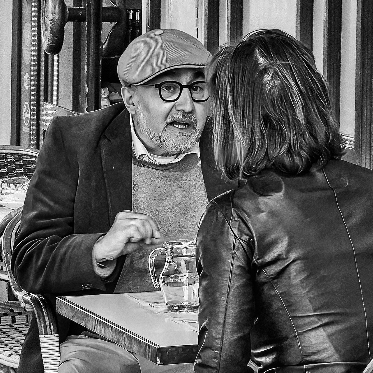 dpashots's tweet photo. The Lecture
#streetphotography https://t.co/WkH8aFcJfK
