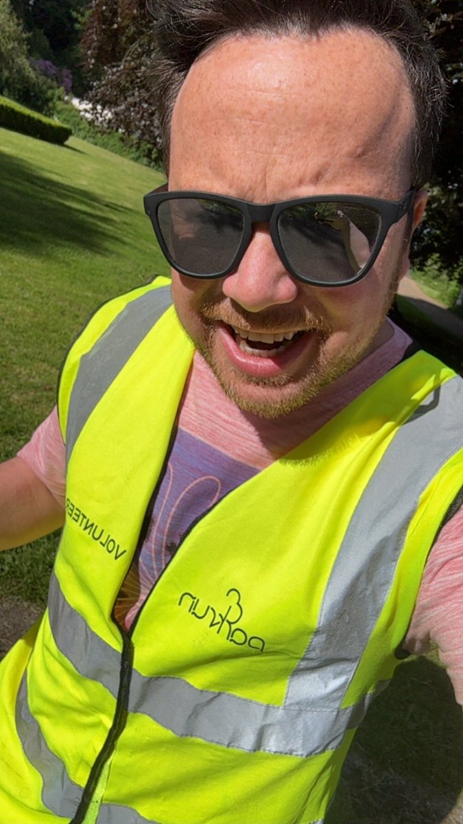 A beautiful morning for it at Pontypool junior parkrun <a href="/parkrunUK/">parkrun UK</a> at the site of the amazing <a href="/PontypoolRFC/">Pontypool RFC</a> , <a href="/torfaencouncil/">Torfaen Council 🏴󠁧󠁢󠁷󠁬󠁳󠁿🇺🇦</a>  #parkrun #juniorparkrun #volunteerweek #volunteer