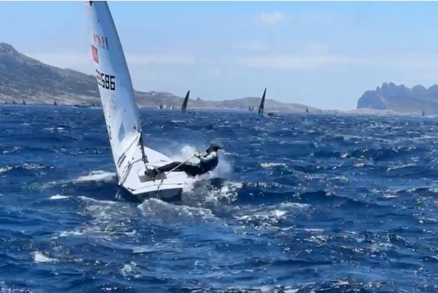 HannahSailingGB's tweet image. Marseille diaries 🇫🇷 

Sitting 4th in the latest coach regatta after 2 days… time to fly home for some exciting activities with @BritishSailing and @TeamGB 🤩

@MooreBarlowLLP 
@WeAreTProfile 
@Sailingfastuk 
@NobleMarineIns 
@mustoclothing 

#TeamLymo