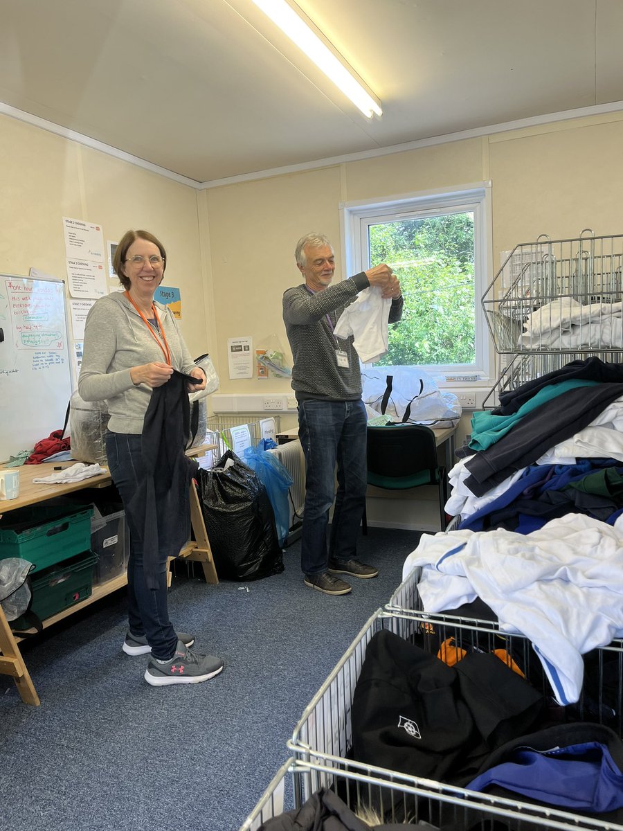 uniformexchang's tweet photo. Looking for something to do today… join us for The Big Help Out 🙌🏼 10am - 2pm today
Burbeary Road Lockwood.
Here are some photos of our amazing volunteers from Yesterday 🫶🏻🧡  #TheBigHelpOut #VolunteersWeek #volunteer #volunteering #charity https://t.co/waxO4ep1EJ
