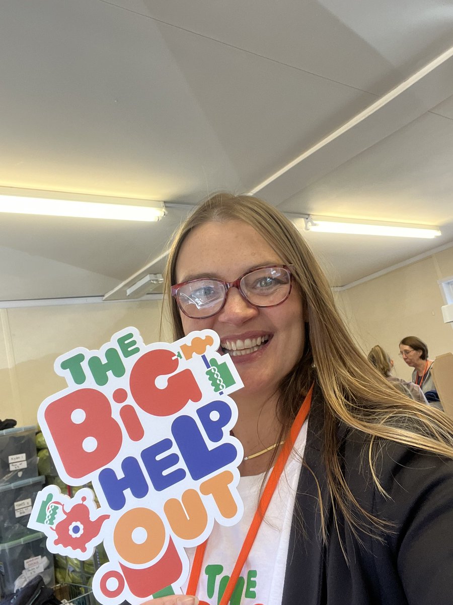 uniformexchang's tweet photo. Looking for something to do today… join us for The Big Help Out 🙌🏼 10am - 2pm today
Burbeary Road Lockwood.
Here are some photos of our amazing volunteers from Yesterday 🫶🏻🧡  #TheBigHelpOut #VolunteersWeek #volunteer #volunteering #charity https://t.co/waxO4ep1EJ