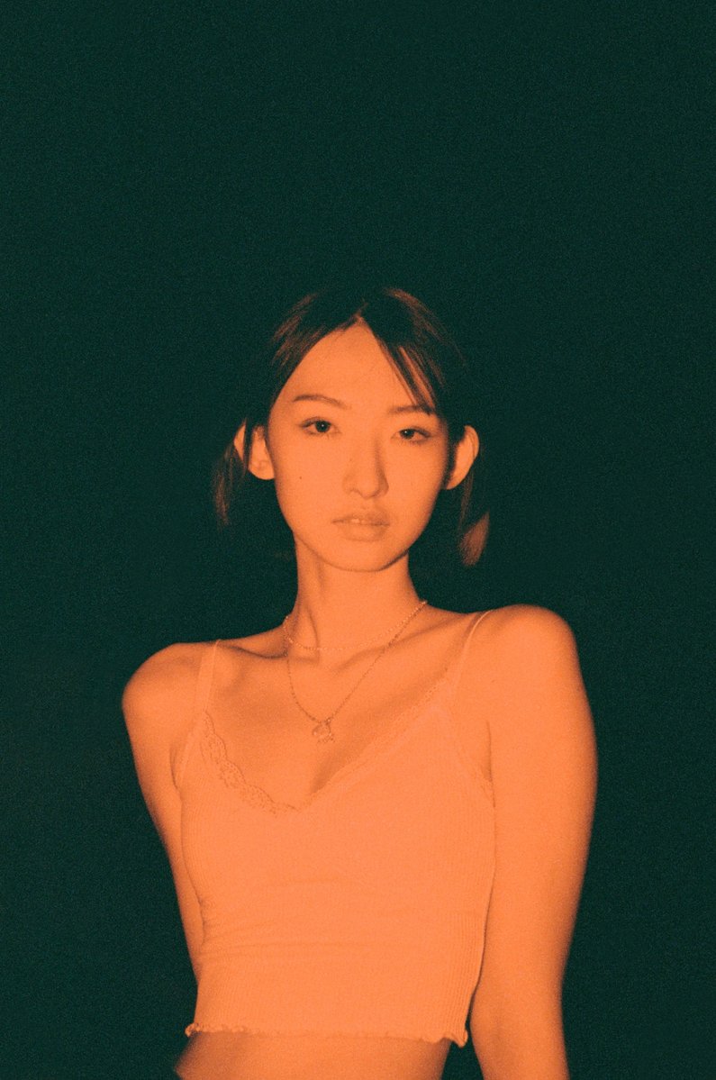 dredogue's tweet photo. Seoul on film https://t.co/8K1lT6jyi0