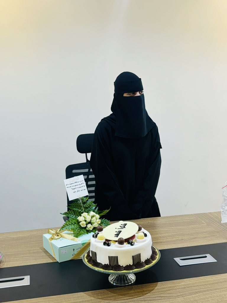 daaemorg's tweet photo. بفضل من الله جمعية داعم تتصدر أوائل الجمعيات السكنيه على مستوى المملكه في اقفال الربع الاول في بحث وأسناد المستفيدين 
اليوم نحتفل بزميلتنا الاستاذه شهد الغسلان المشرفه على برامج البحث الميداني بجمعية 
داعم أكثر من ٤٠٠ مستفيد تم بحثهم قبل نهاية الربع الاول ميدانياً https://t.co/gw2FL1Oahw
