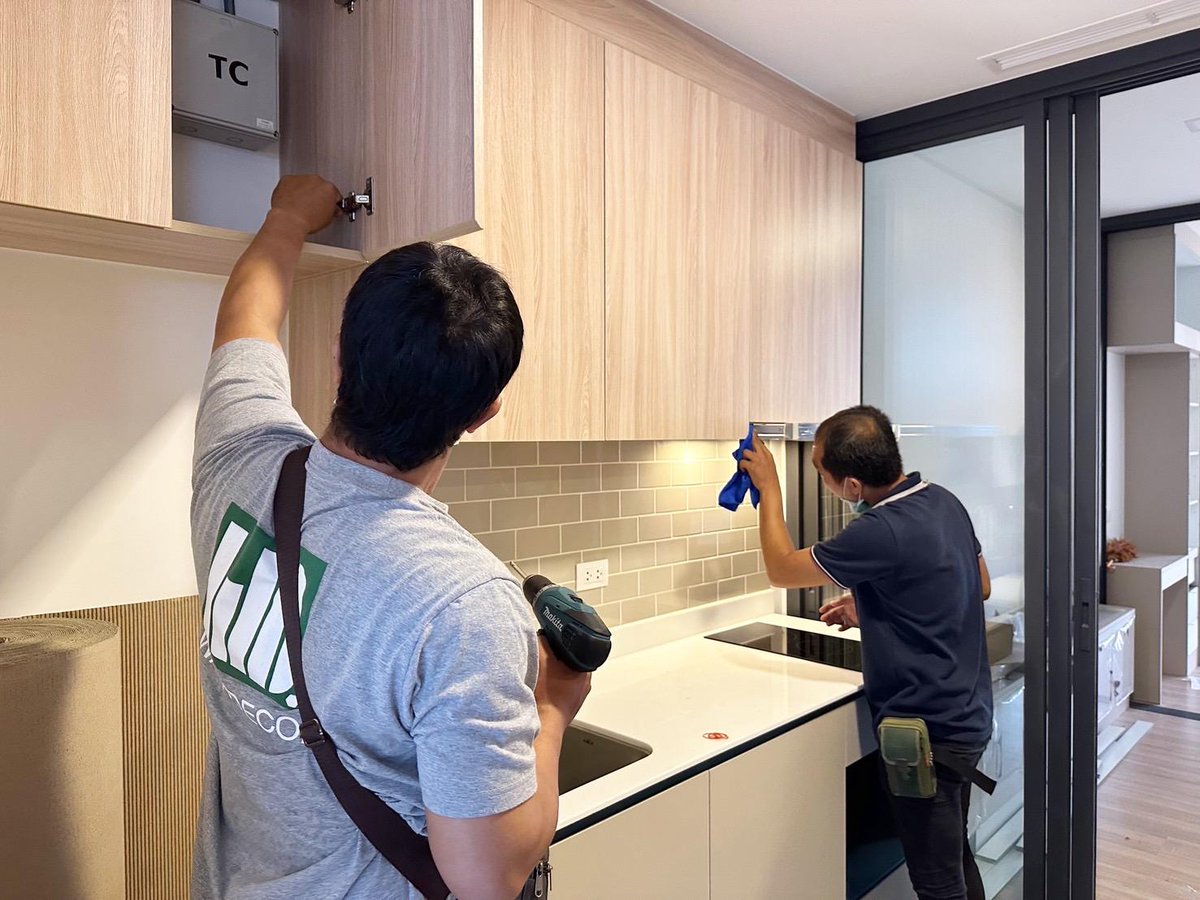 Uthaisangsuk's tweet photo. สัปดาห์นี้ ทีมงาน #SansiriHomeCare ยกขบวน Supplier เข้าตรวจเช็คเฟอร์นิเจอร์ และเครื่องใช้ไฟฟ้าภายในห้องครัว ในงาน #กิจกรรมรักษ์สุขภาพ ให้กับลูกบ้าน โครงการ XT พญาไทครับ

ทั้งนี้ กิจกรรมยังมีในวันที่ 15-16 มิ.ย.นี้  ลูกบ้านท่านใดสนใจ สามารถลงทะเบียนเพิ่มเติมได้ที่ 1685 🐘🐘🐘 https://t.co/Jbg4KQDDUP