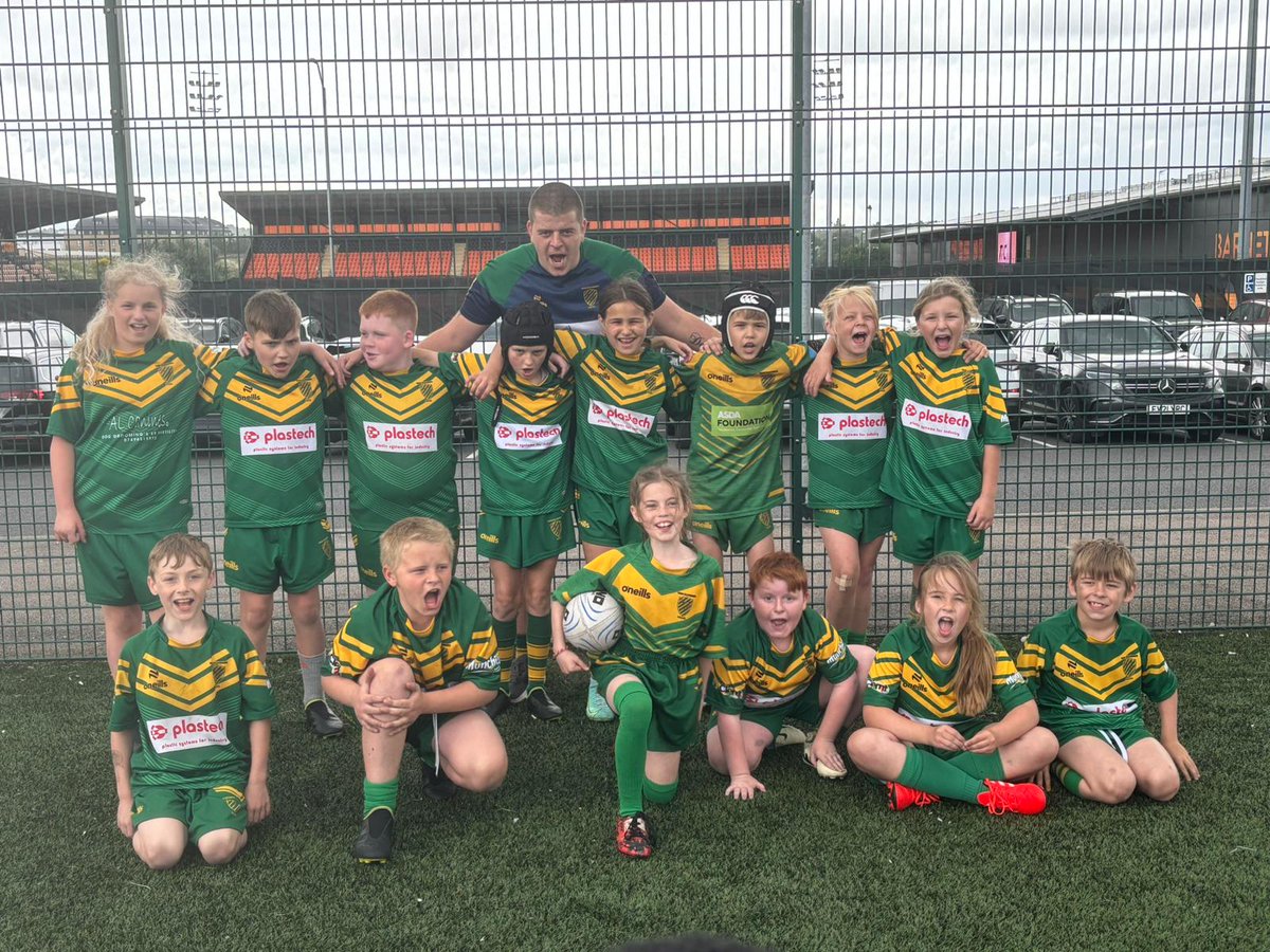 Wigan St Cuthberts on Tour.
Our U7s, U8s, U9s, U10s and Girls had a fantastic Challenge Cup Final Day.
Rugby Festival in London ✅
Wembley Pitch Parade ✅

Big Thanks to <a href="/DanFirstchoice/">Dannythebus1970</a> for getting us there. You were absolutely brilliant. 4 great super friendly drivers 🚍