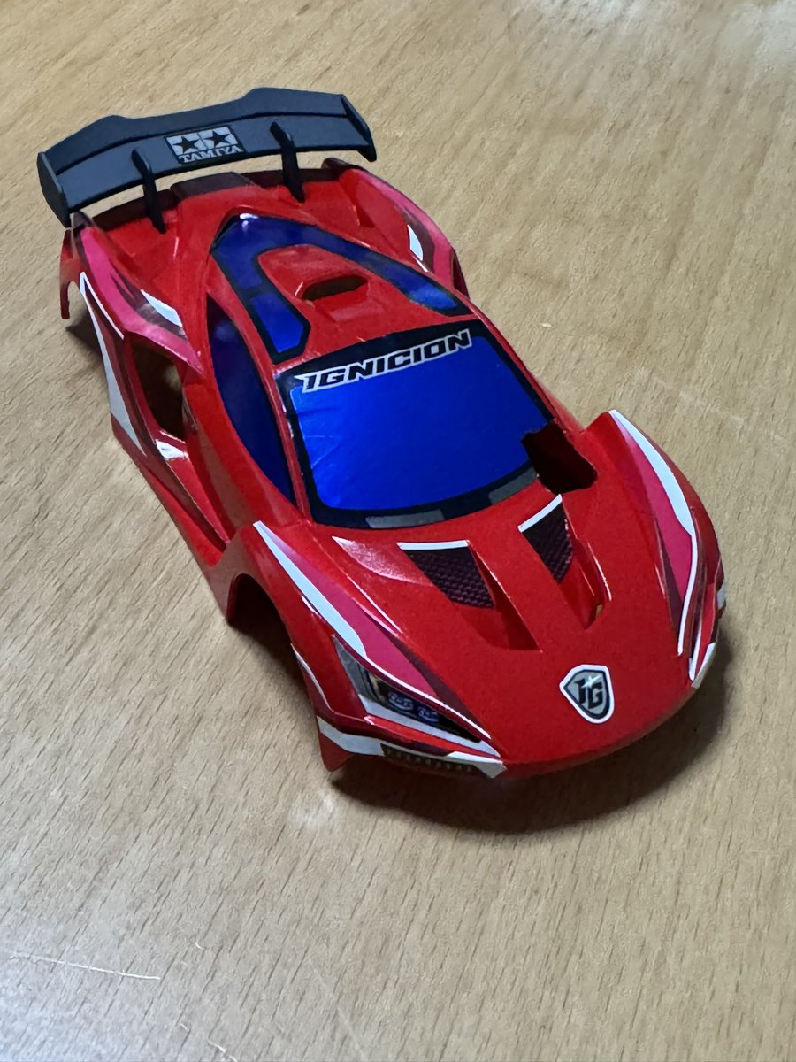 phantom_dai's tweet photo. 色塗った
ベースは #イタリアンレッド
ウイングは #ラバーブラック
まぁこんなもんかな
#ミニ四駆 #mini4wd #IGNICION
#癌サバイバー #腎癌
#スバリスト #フォレスターのある生活 https://t.co/T6QwraDgTE