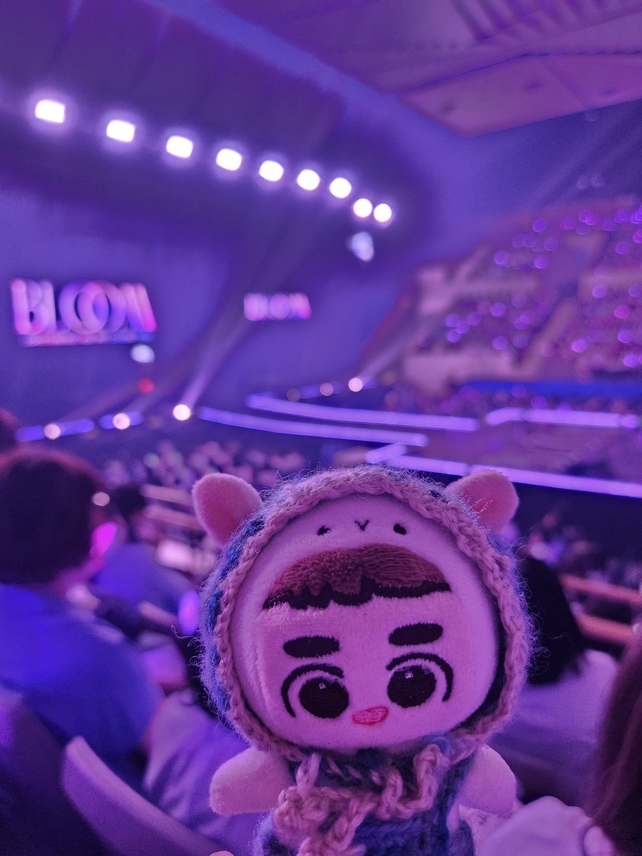 bluepower112's tweet photo. 오랜만에 경수덕에 낮공 넘 행복햇고 밤공 행복 대기중🩵 https://t.co/BAnWZzgQ74