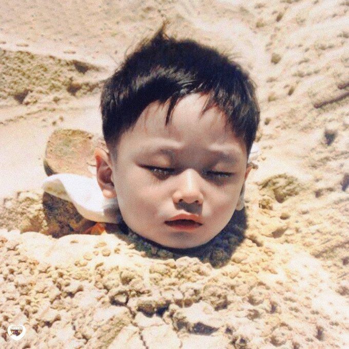 mostimpactful's tweet image. before the stage lights and fan chants, they were just adorable kids with big dreams ✨

a kpop edition thread ;