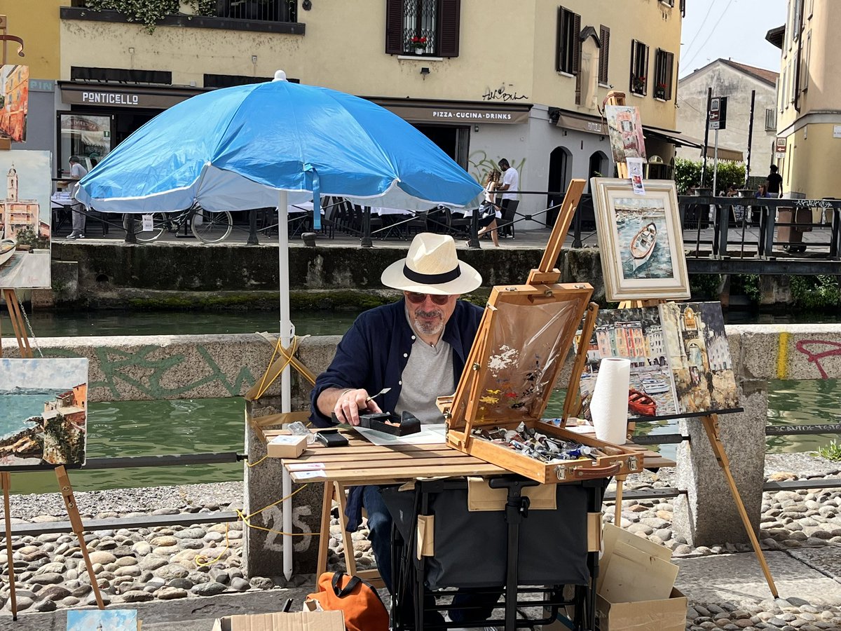 MAIRAGHI's tweet photo. Oggi al lavoro sul naviglio grande a Milano…. https://t.co/Va2cMpt4dp