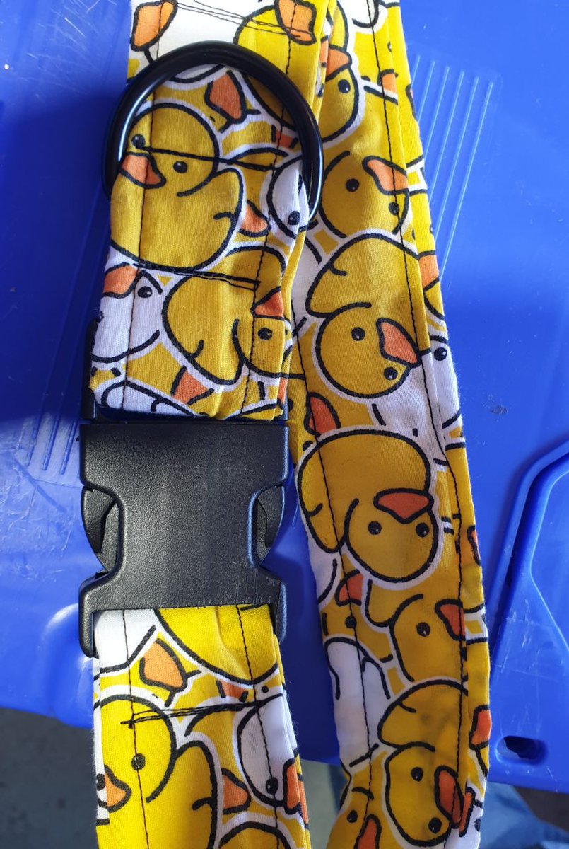 cfconvention's tweet image. We'd like to reunite lost property from the fursuit lounges with their owners:

* 1 handpaw, black with brown pads
* 1 pair of handpaws, black and white with pink pads
* A brown eyelid
* A ducky collar

Get in contact and we can send you your missing parts!