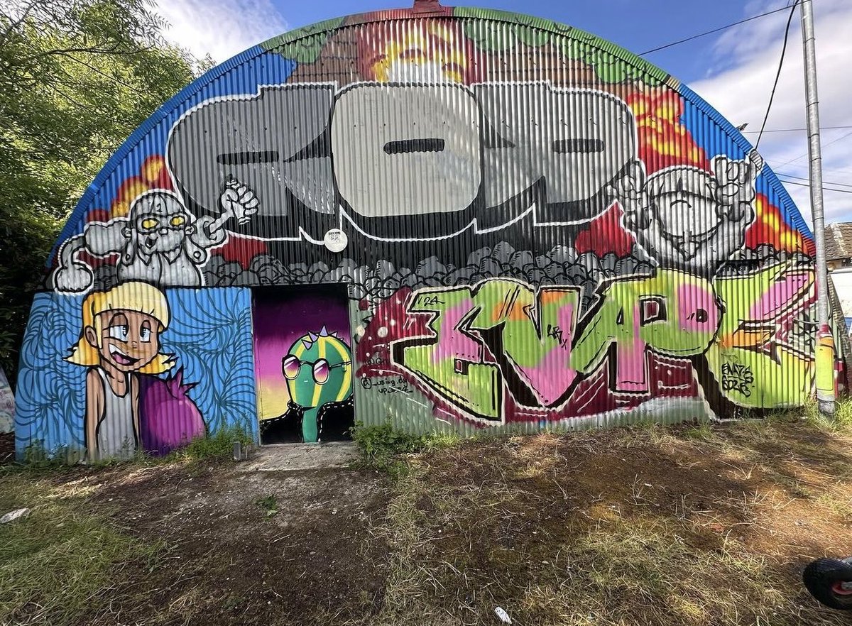 MuralsS's tweet image. Over the past fortnight, the ⁦@auditoriumcic⁩ have hosted a fantastic paint jam in Springburn Park, Glasgow. Organised by ⁦@MortarProjects⁩