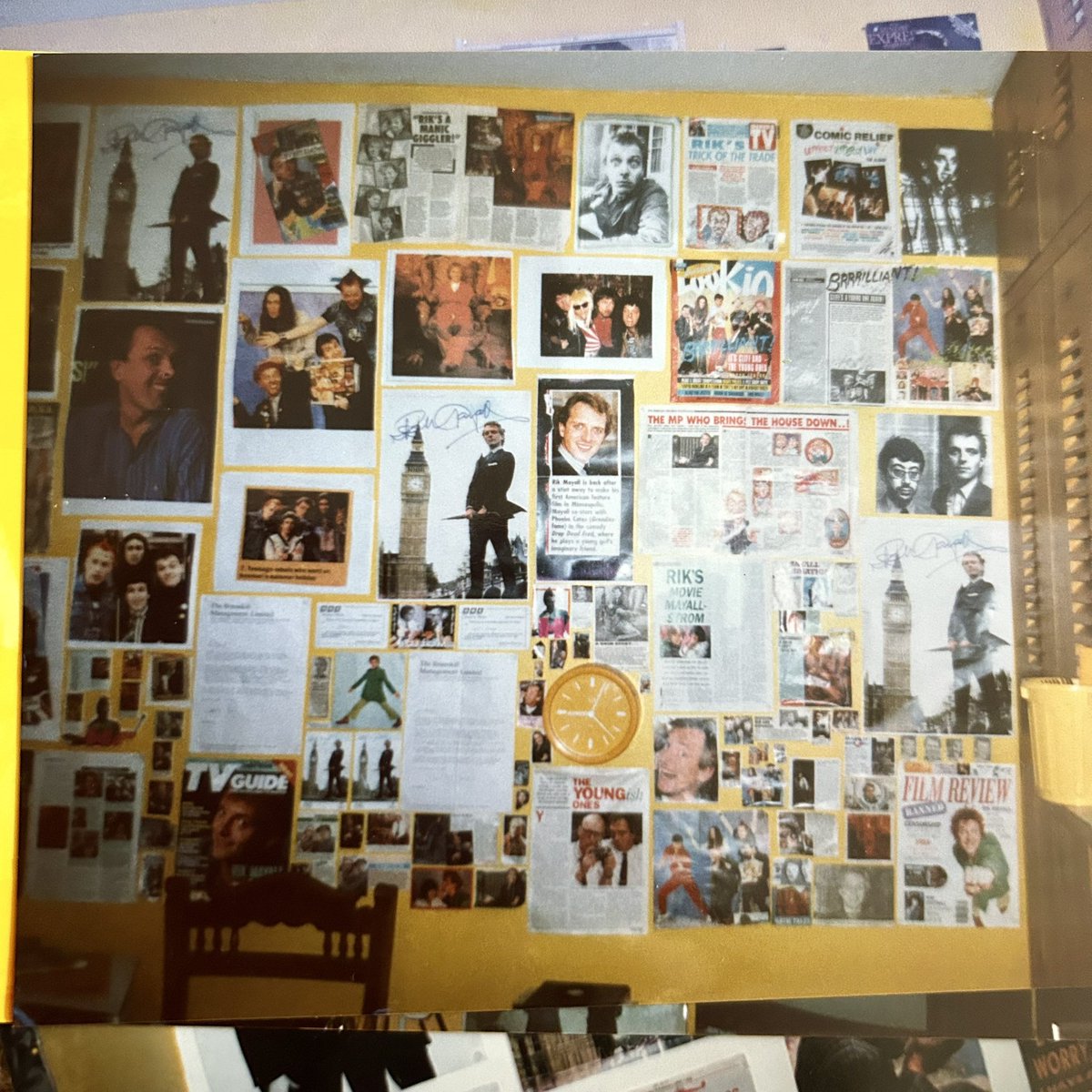 Rik Mayall Scrapbook tweet media
