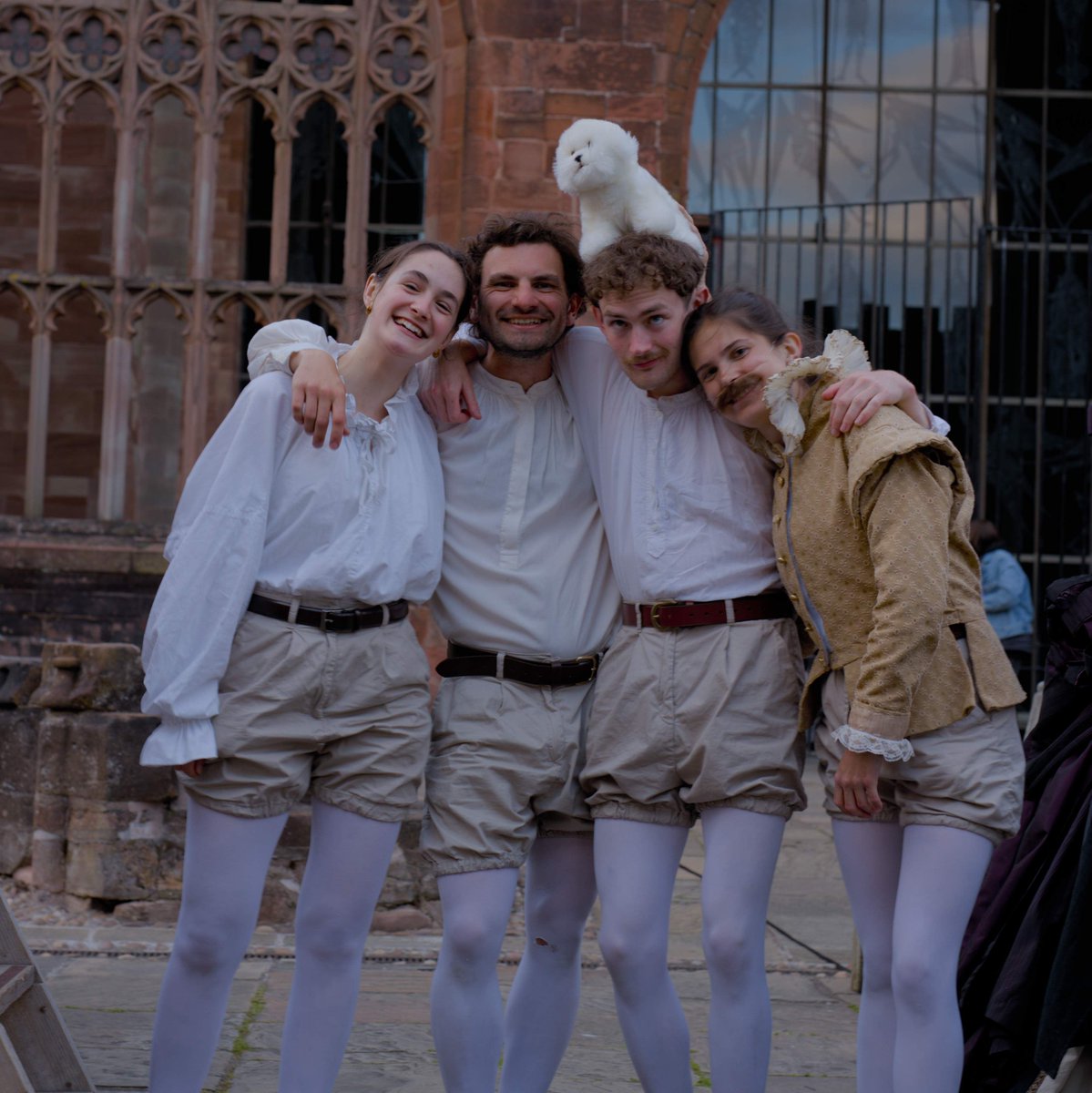 🎭 The first two weeks of our UK tour have flown by, and we’ve had a blast!

The Fools brought 'The Comedy of Errors' and 'The Secret Diary of Henry VIII' to lots of incredible audiences and it only the beginning of our epic summer tour! 

🎟️ Grab your tickets now, link in bio!
