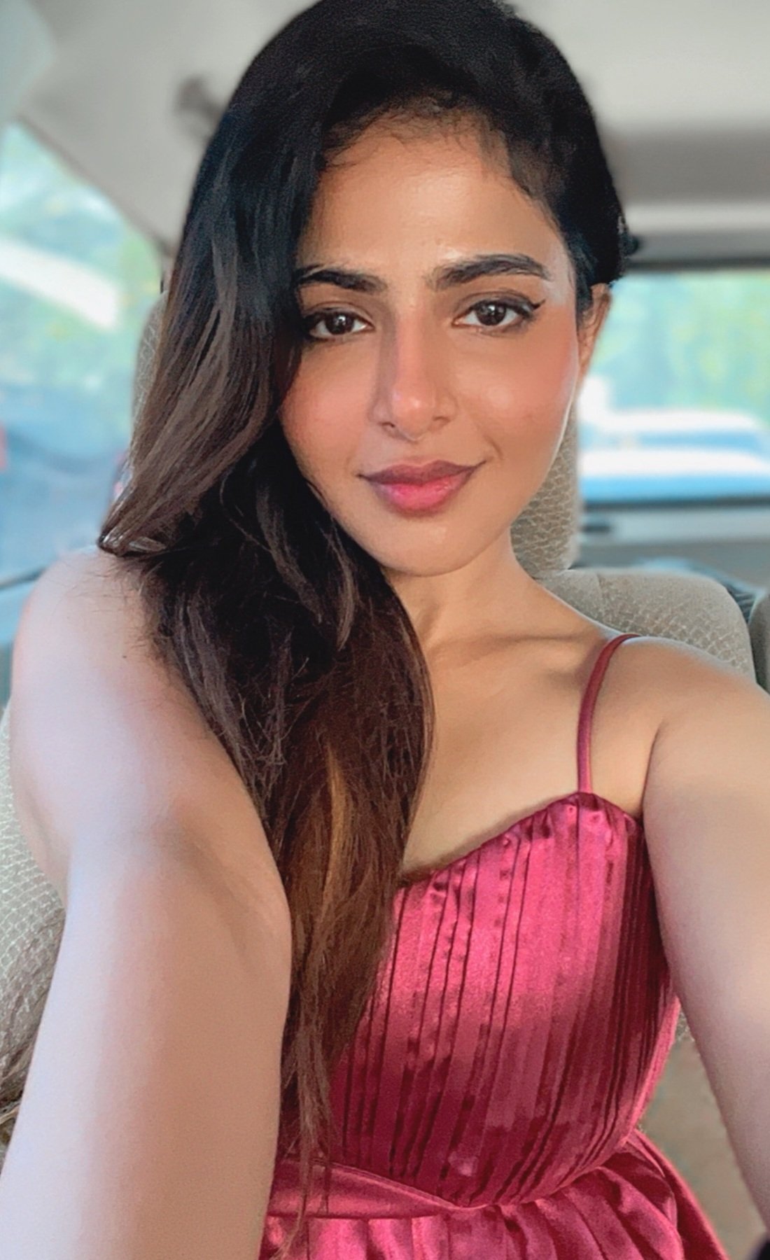 GPo-4PHbAAA3gEK?format=jpg&name=large