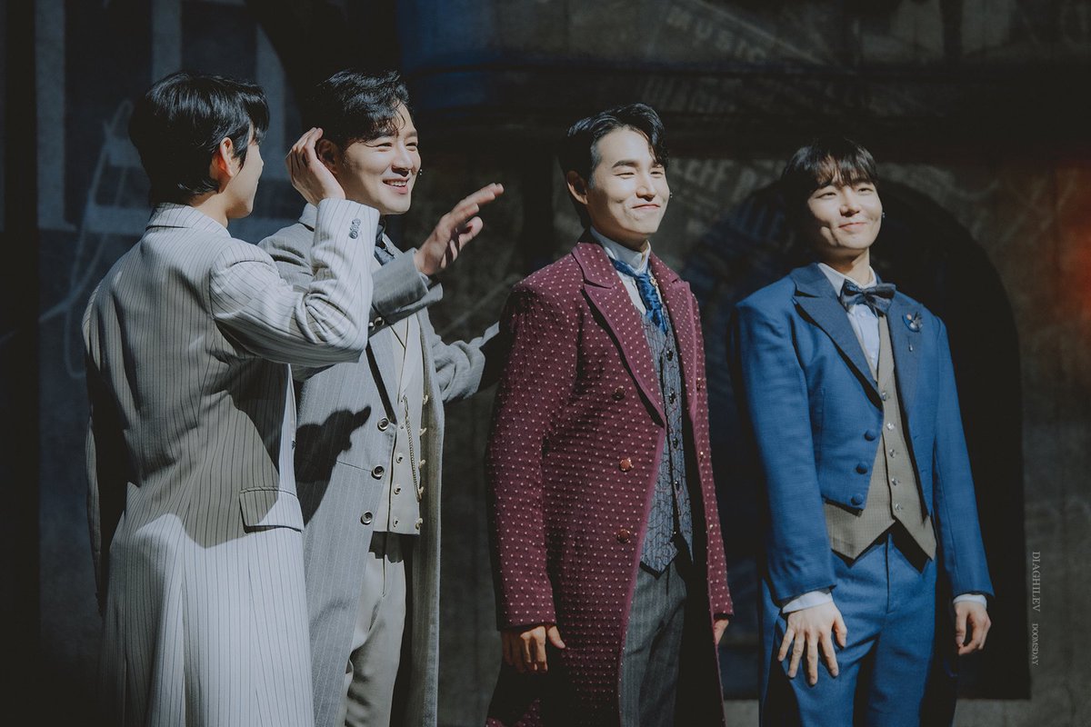 240609 뮤지컬 <디아길레프> 18:00
한선천, 김종구, 강정우, 크리스영

깨어나, 부스타바이✨