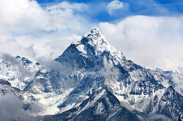 WritingTed's tweet photo. Since today is the 100th anniversary of George Mallory's disappearance on Mount Everest....
If any producers want a fully completed screenplay recounting his valiant final attempt to conquer Everest hit me up. DMs open
#BecauseItsThere #Screenplay #Biopic #Screenwriting https://t.co/fmVmJFmUR3
