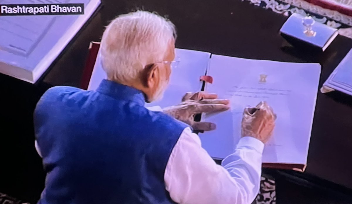 KSSharma88's tweet photo. Heartfelt congratulations to Hon’ble PM Shri @narendramodi on being sworn in as PRIME MINISTER OF INDIA. #RashtrapatiBhavan #ModiCabinet #MODIfiedINDIA #BJP #BJP4India #LokSabaElection2024 #9thJUNE2024 https://t.co/Ky0vJSWfkG