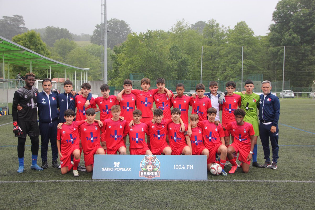 🐗 HARROBI CUP 2010

⚽️ PRESENTACIÓN EQUIPOS 12/12

<a href="/SantutxuFC/">SantutxuFC</a>