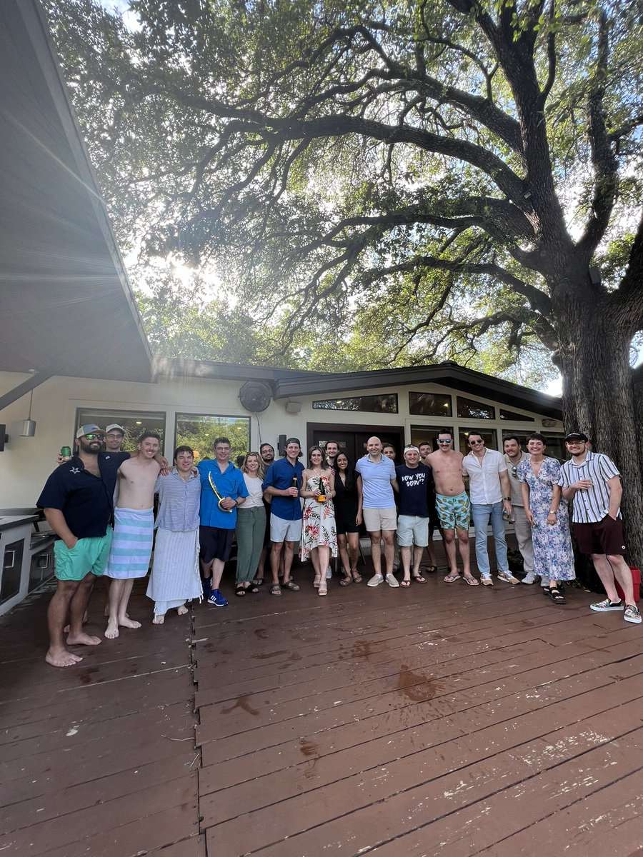 jmascite's tweet photo. Another fantastic chief resident annual pizza party with 20 home made pies and champagne sabers! @UTHealthNeuro @UthsaNsurgRes @pegztx @FadiAlSaieghMD @FbMesfin @MichaelGaub @Markmolinr https://t.co/u0jWi4056I
