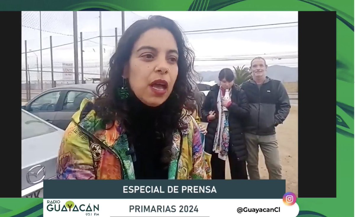 guayacancl's tweet photo. #AhoraGuayacan #Primarias2024 "Lo importante es que la gente participe", pre candidata PC por #LaSerena, es concejal y vota a esta hora en Colegio Pedro Aguirre de #LaSerena https://t.co/DMSnQ4x70z