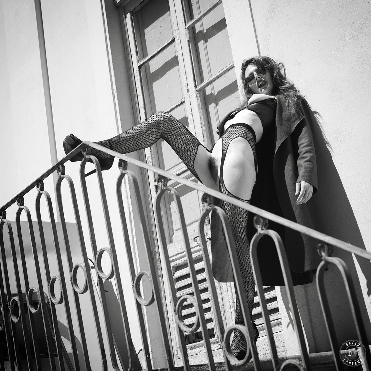 DavidFontani's tweet photo. from "Magnetic Girl" series, from FOEMINA project. https://t.co/bc7Ued0lm2