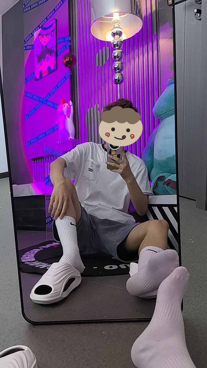 寸许 tweet media