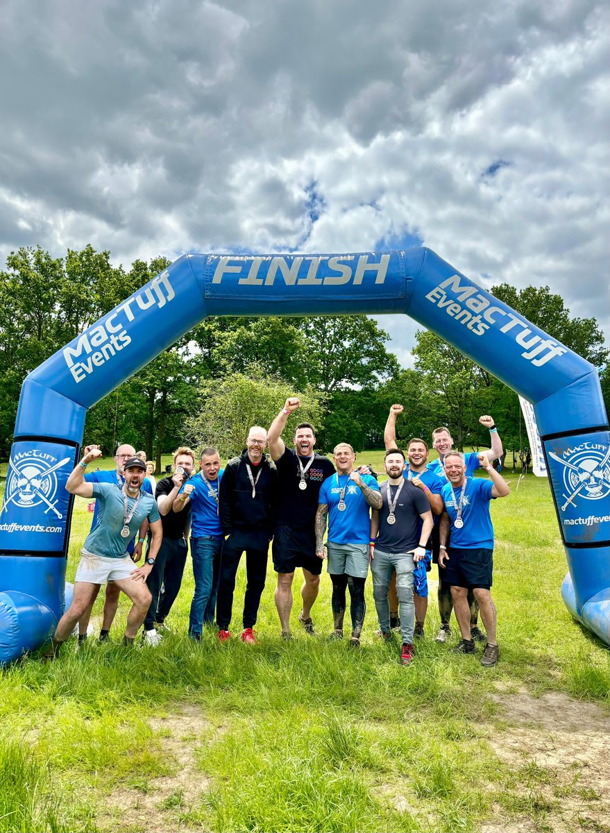 jamiehodgkins's tweet photo. The best way to spend a Sunday #mctuff down in Kent with my #GMC family. 10K smashed, a cheeky medal, a trashed pair of trainers and plenty of laughs ππͺπΌ https://t.co/zZM2meWHKq