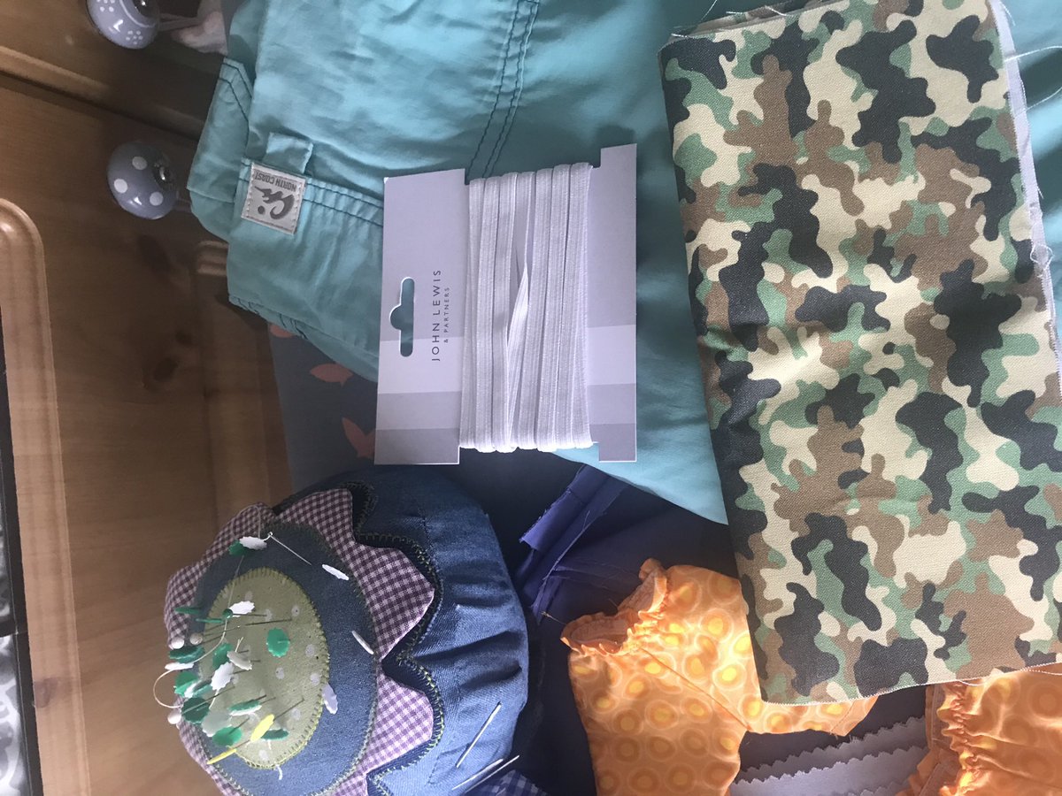 FredTedOlga's tweet image. Two #ShortsTutorial - you don’t need a sewing machine but obviously you can use one - once you know what you’re doing. The bears don’t mind what the stitches look like - they get excited about getting new clothes. Look at the lilac material - - pillowcase with a pre-sewn hem .