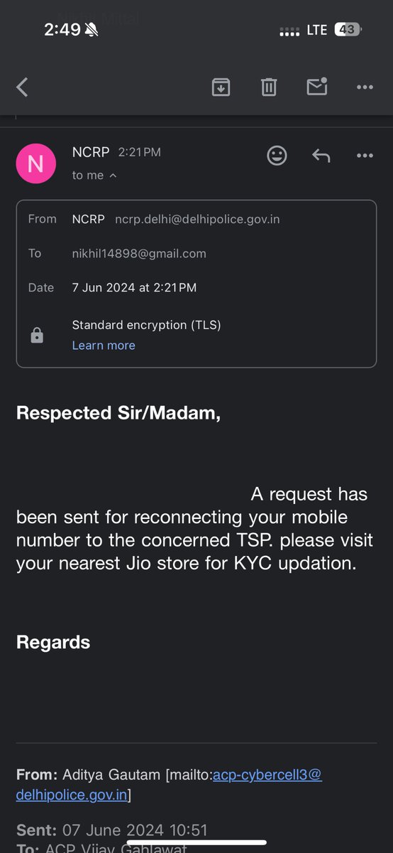 nikhil14898's tweet photo. @JioCare @JioCare @reliancejio 
Do you guys read the thread or not? I have contacted DCP and they have given me the email for reconnection of my no but now you guys keep on saying that contact them again now its your responsibility to reconnect my no. Go through the attached SS. https://t.co/gq5uh5okUx