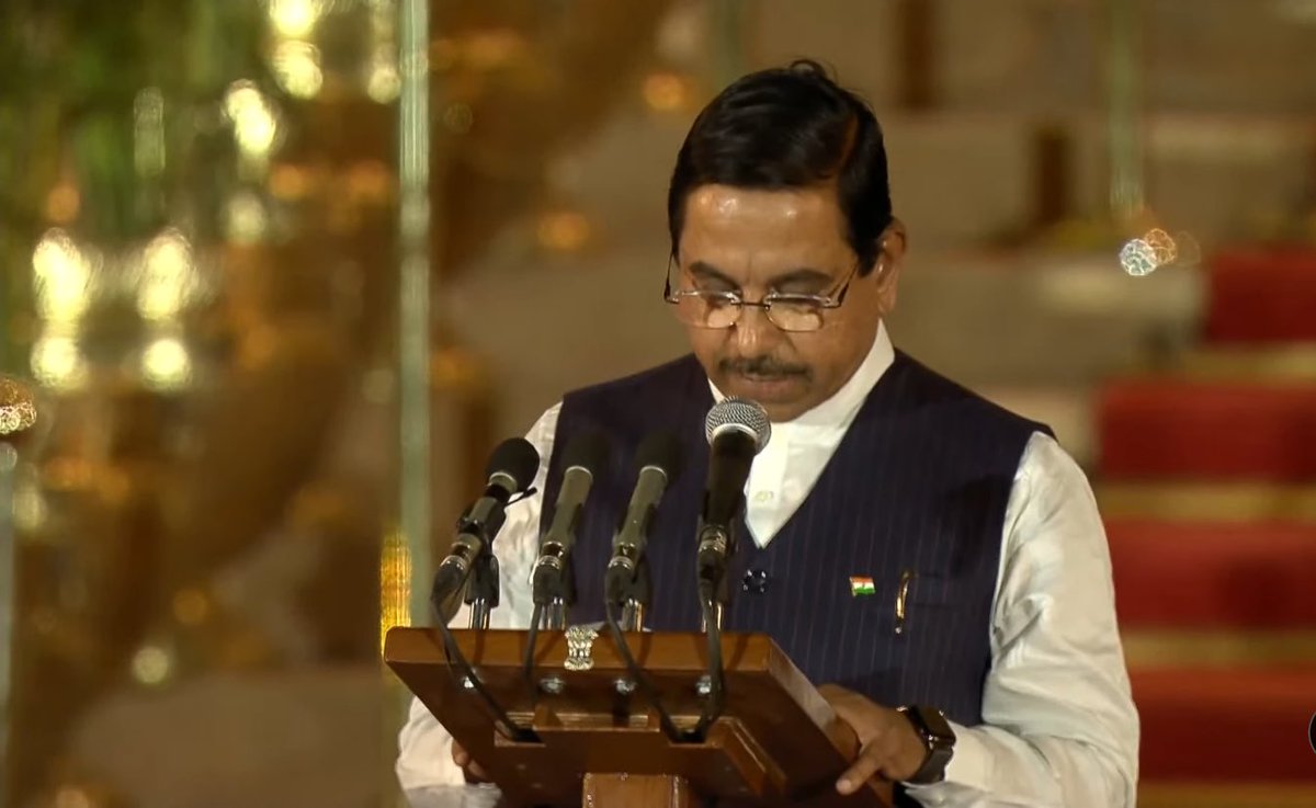 Hubballi Dharwad Infra (@hubballi_infra) on Twitter photo Dharwad MP <a href="/JoshiPralhad/">Pralhad Joshi</a> takes oath as Union Minister in PM Narendra Modi’s cabinet
<a href="/narendramodi/">Narendra Modi</a> #ModiCabinet #PMModi #Karnataka #Hubli #Dharwad #Hubballi Dharwad MP <a href="/JoshiPralhad/">Pralhad Joshi</a> takes oath as Union Minister in PM Narendra Modi’s cabinet
<a href="/narendramodi/">Narendra Modi</a> #ModiCabinet #PMModi #Karnataka #Hubli #Dharwad #Hubballi