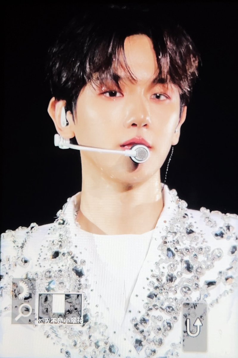 240609hongkong

#백현 #BAEKHYUN <a href="/B_hundred_Hyun/">Baekhyun_EXO</a>