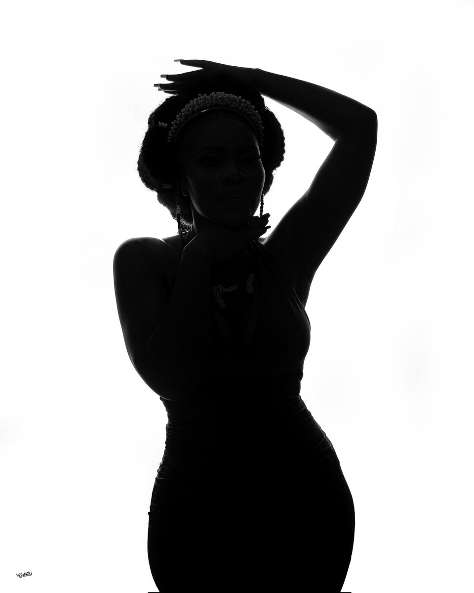 RatelessM's tweet photo. Studio Photography.. 
#fypシ゚  #Trends #Trending #Photography #Studio #Studiophotography #shoot https://t.co/FKajSX0zkV