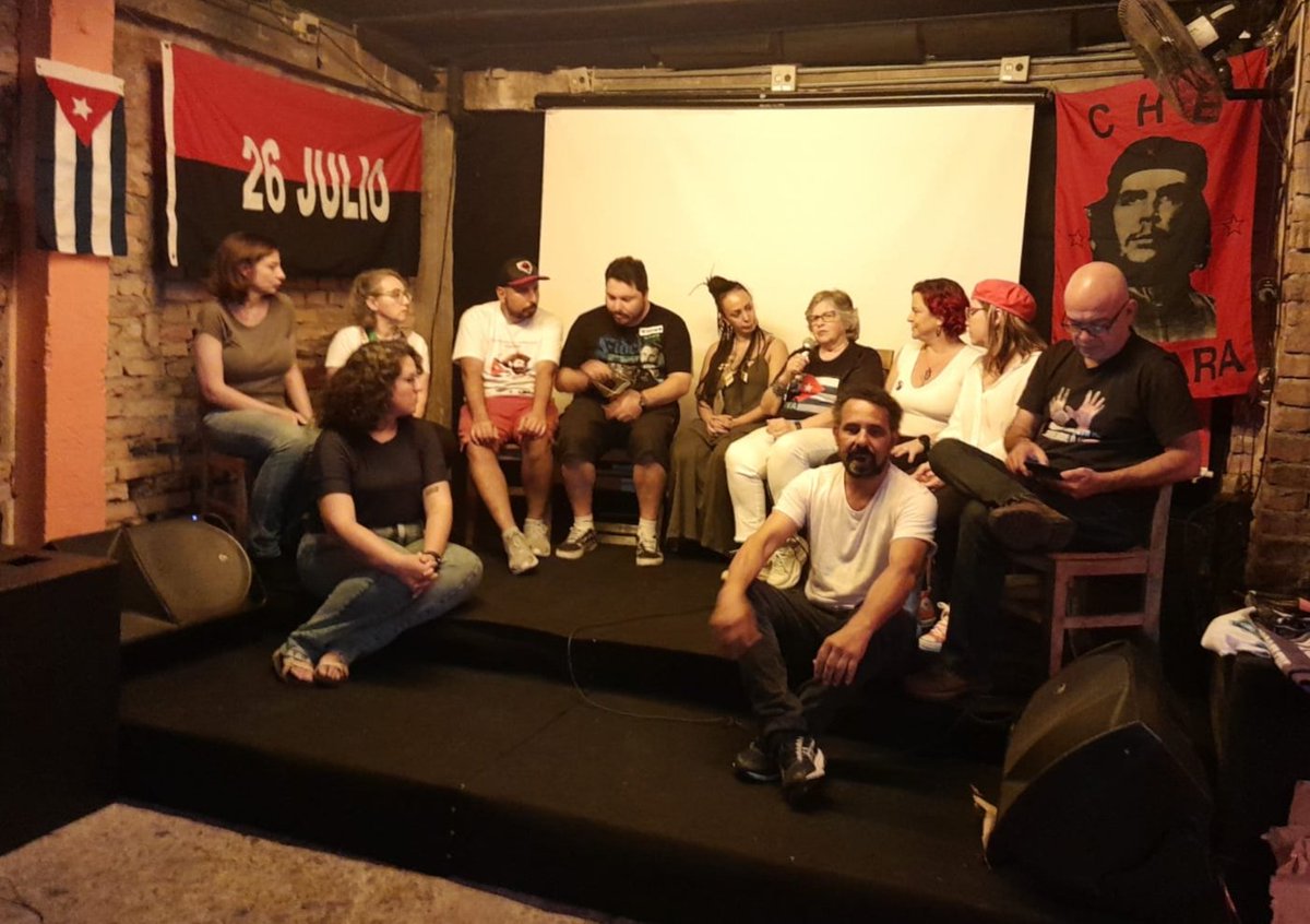 Saludamos vía telefónica a los participantes en evento del Movimiento Paulista de Solidaridad con #Cuba, en el que se debatió sobre la importancia de los #CDRCuba, con la presencia de nuestro Cónsul General en Sao Paulo, Benigno Pérez. #TodosSomosCederistas