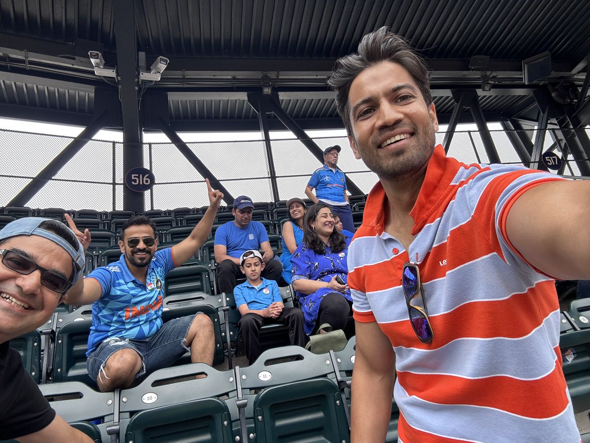 ankitrj's tweet photo. #indvspak #cocacolacricket #indiawillwin https://t.co/343Dsf3WZQ