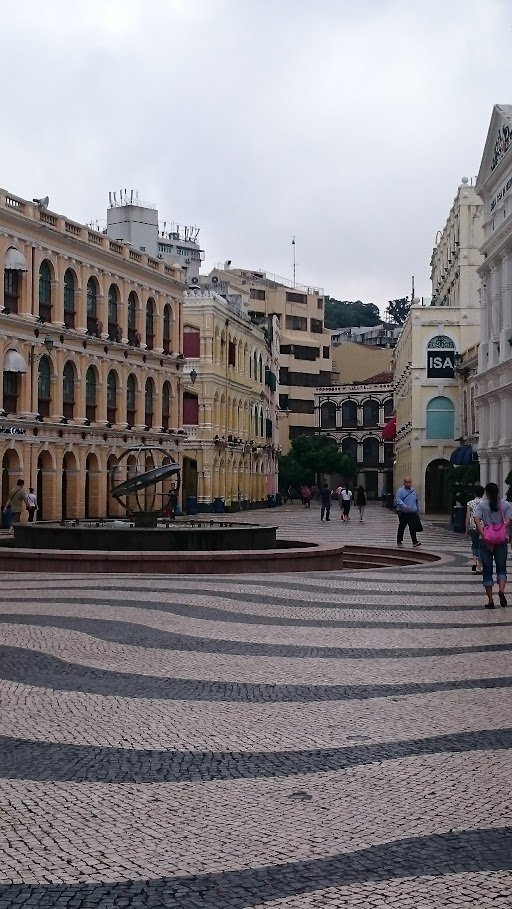 kinshi93's tweet photo. One of my favorite places😇
#澳门 #Macau #SenadoSquare #議事亭前地 https://t.co/9ypHwRVONv