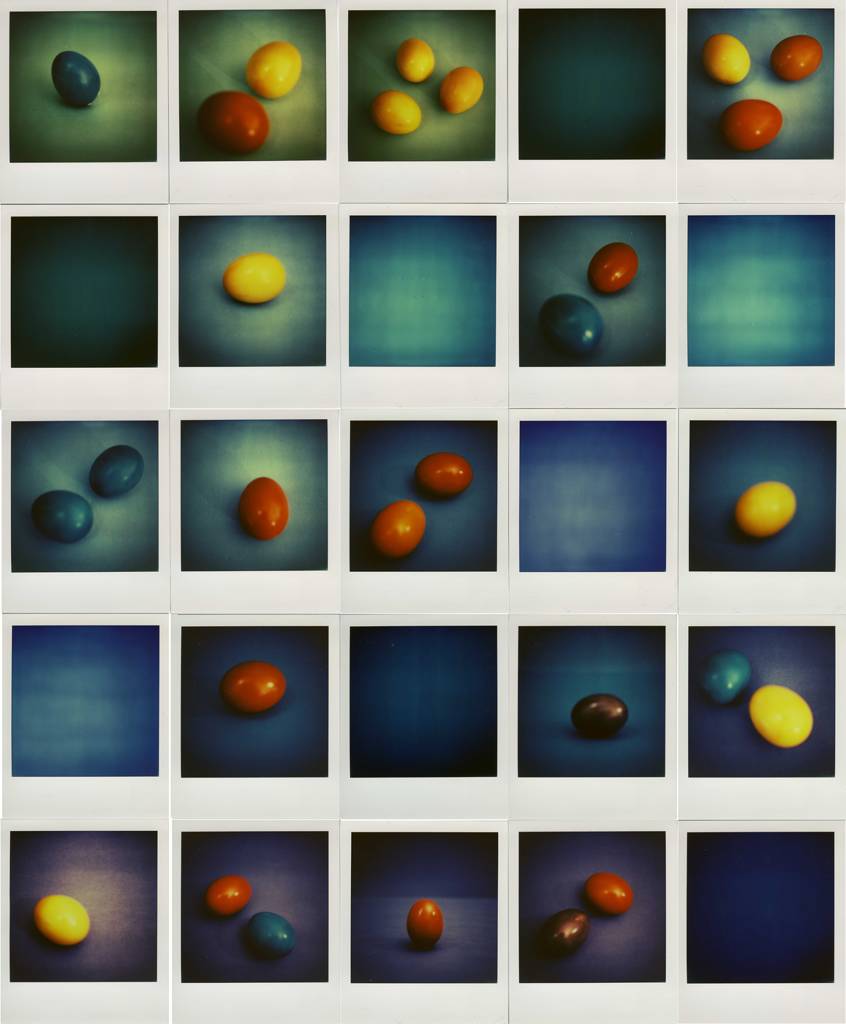 analog_fine_art's tweet photo. Eggs by Andrea Ehrenreich
#argentikmag #filmphotography #color #instantfilm #analogmagazine #object #polaroid #film #photooftheday #colors #visiblewomen #polavoid #fineart #camera #analogfineartphoto #analogphotography #colors_of_day #instantfilmmag #instant #fineartphotography… https://t.co/VlfHYhtIzT