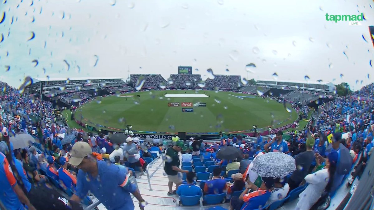 Rain Start Once Again 
#PAKvsIND #INDvsPAK #INDvPAK #TeamIndia #PakistanZindabad #Toss #t20USA