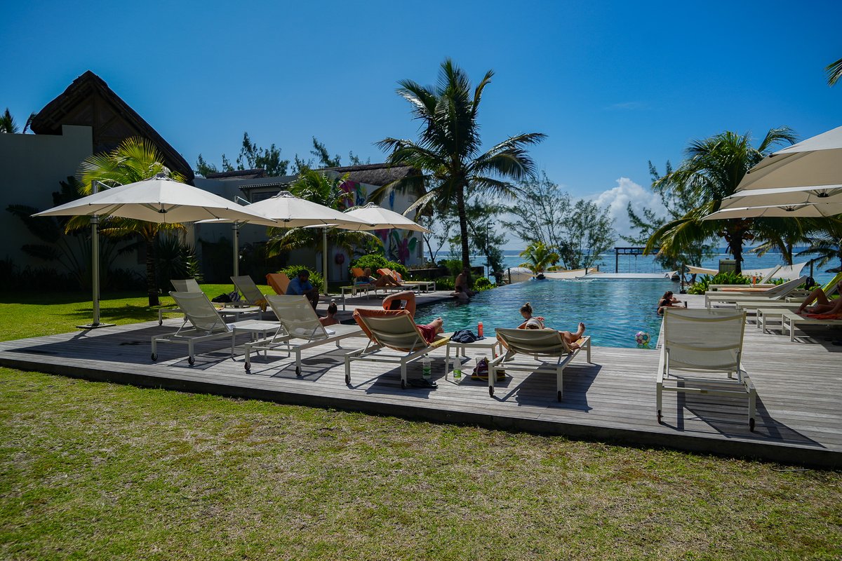 C Resorts tweet media