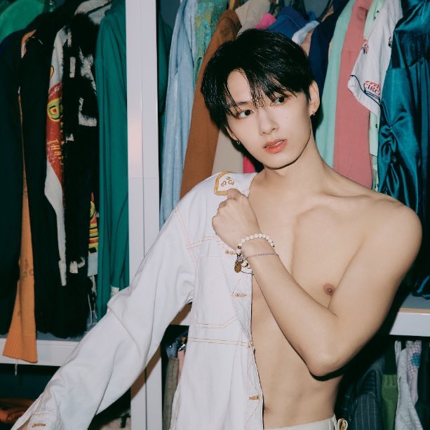 PopBase's tweet photo. Happy 28th birthday to the talented Jun of SEVENTEEN.

Before debuting in SEVENTEEN, Jun earned accolades such as ‘Best New Performer’ for his appearances in Chinese movies. As a member of the group's ‘Performance Team,’ he captivates audiences with his versatile dance skills and stage presence. Jun's multifaceted talents have solidified his status as a globally renowned artist.
